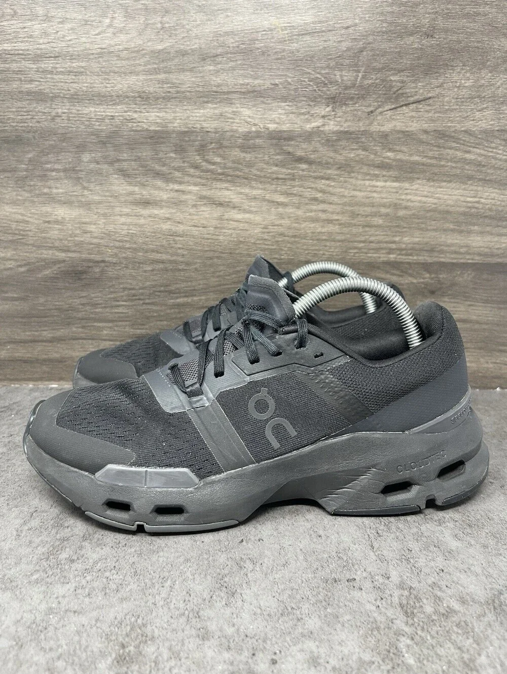 On Cloudpulse Running Sneakers Womens Size 9 Black Athletic Trainer